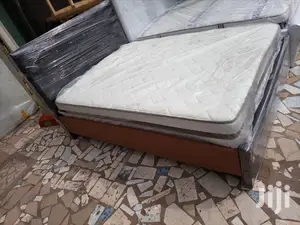 Awesome Queen-Sizewith Mattress