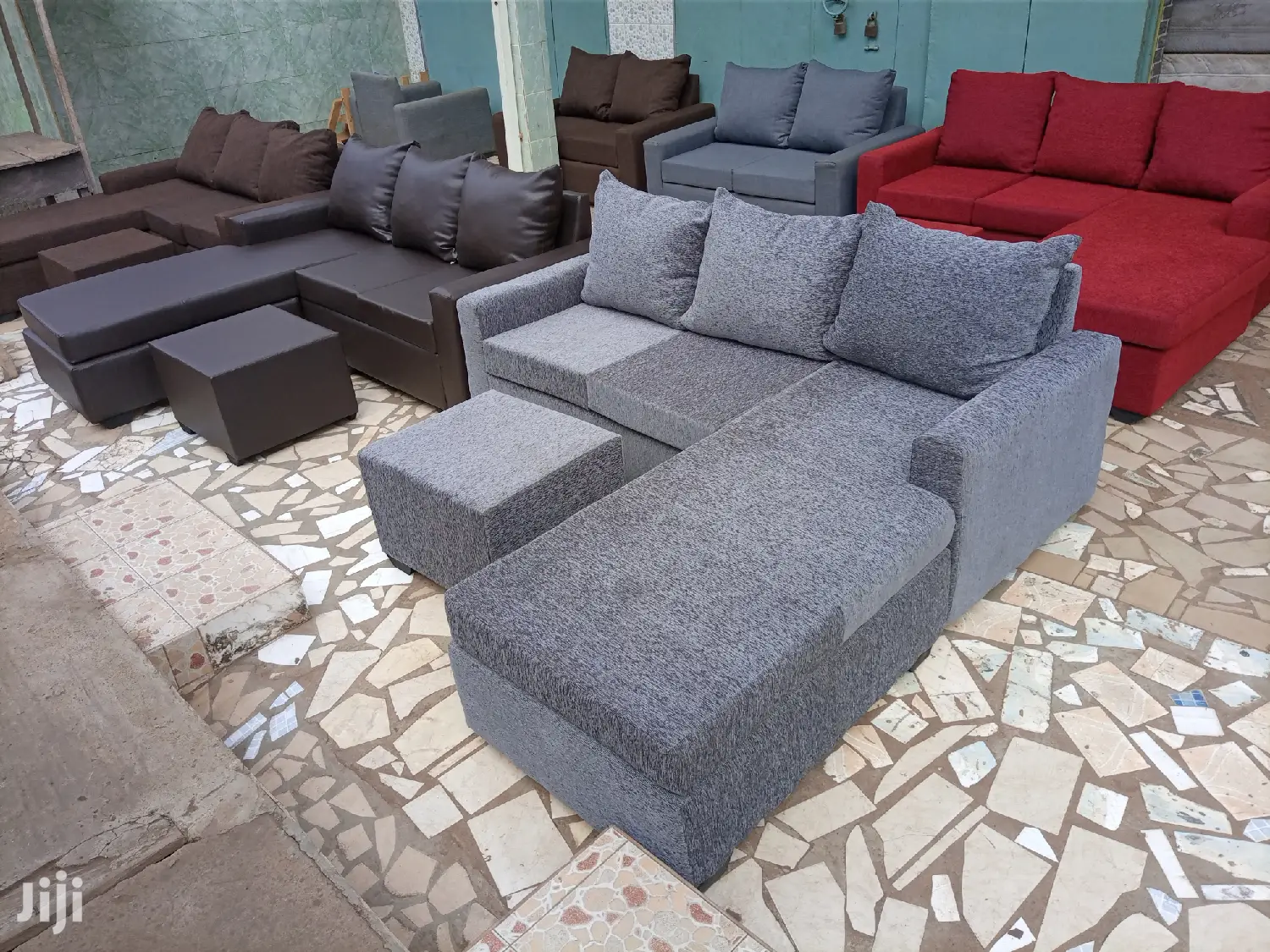 Wholsale Furniture For Sell.Free Delivery