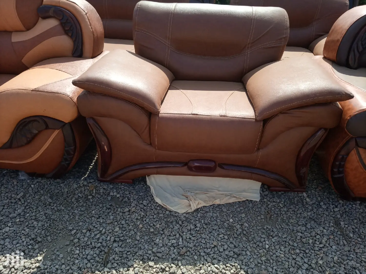 Quality Chair. 7 Seater. Free Delivery