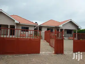 2bdrm House in Bronko Housing, Accra Metropolitan for rent