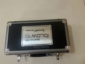 Iblow Alcohol Breathalyzer/Alcohol Tester