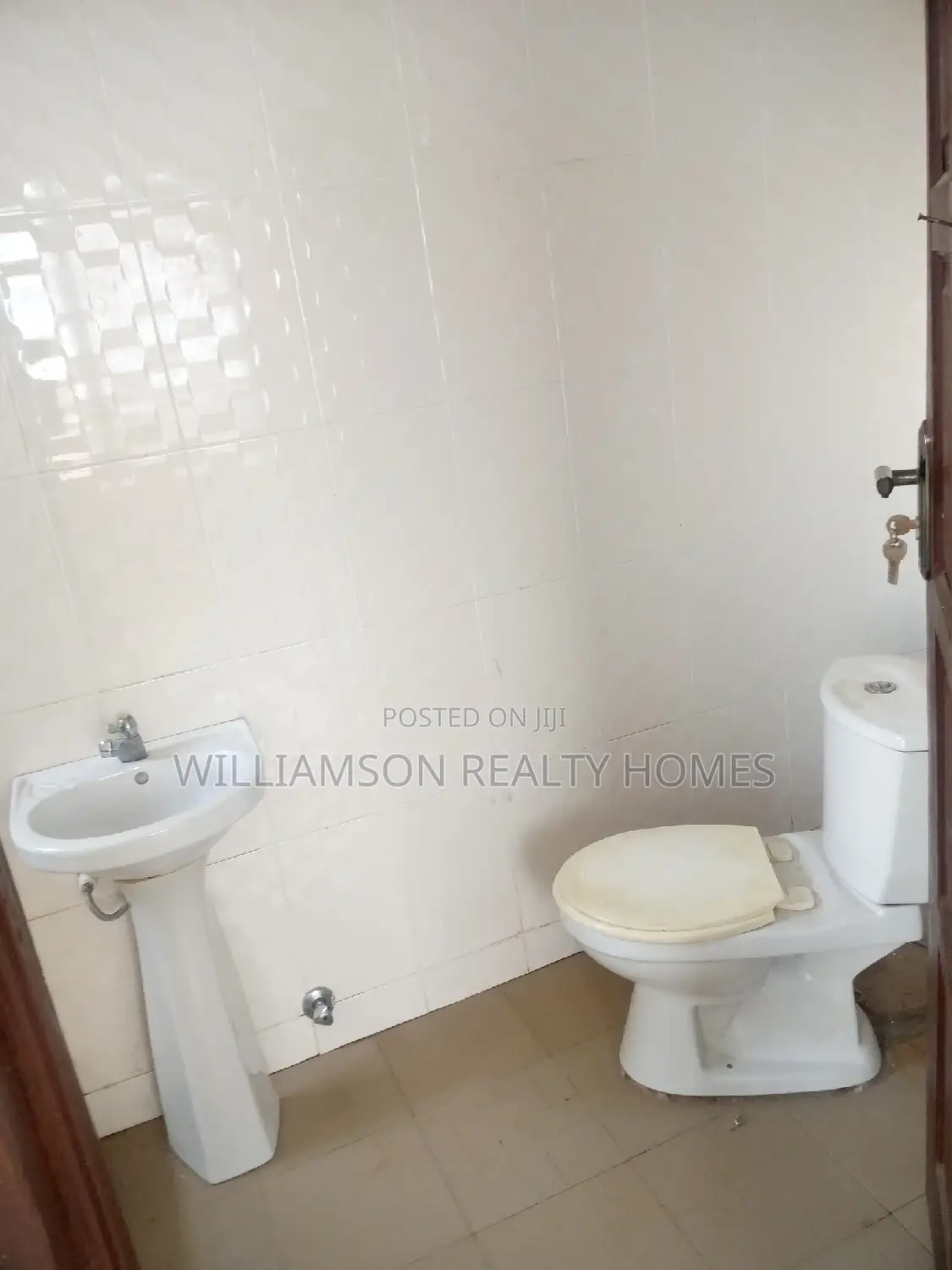 1bdrm Apartment in Hfc Estate Area, Spintex for rent
