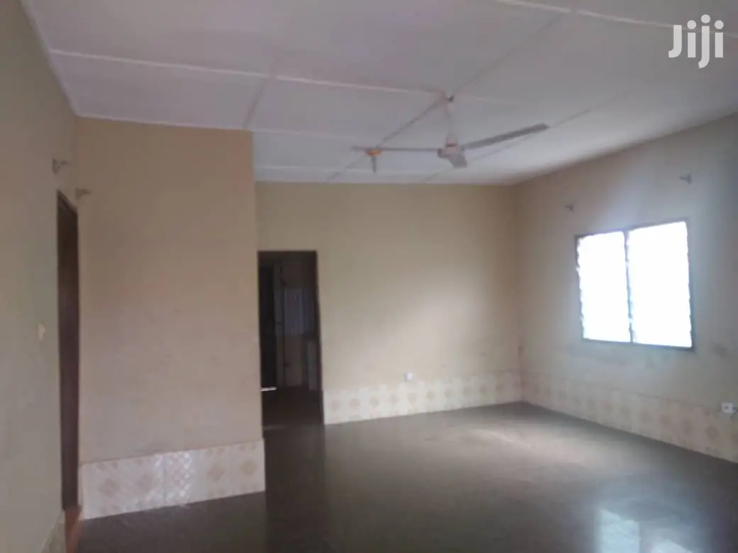 3bdrm Apartment in Ben Properties, Ga East Municipal for sale