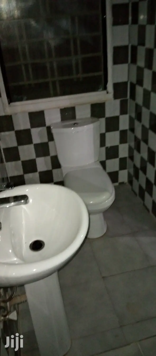 1bdrm Apartment in Ben Baah Property, Ga East Municipal for rent