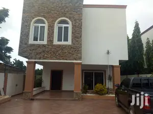 4bdrm House in Accra Metropolitan for Rent