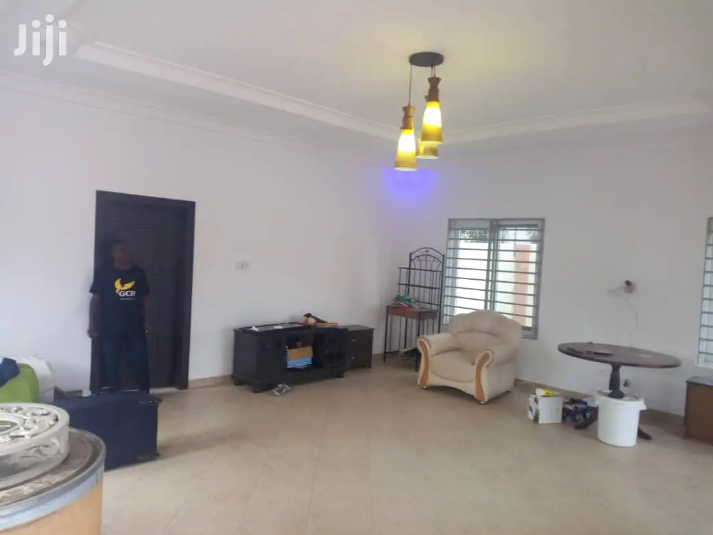 4bdrm House in Accra Metropolitan for Rent