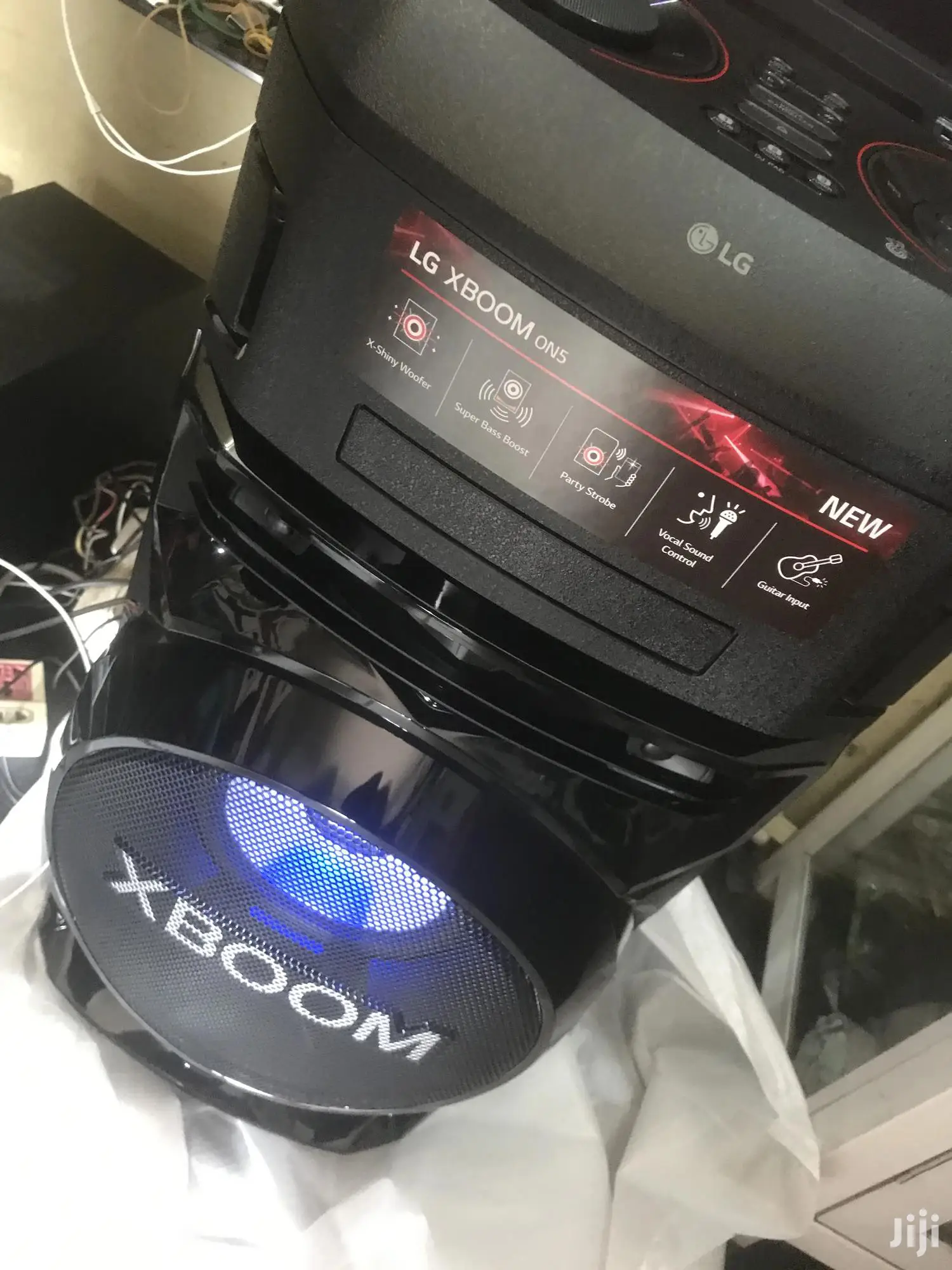 Super Bass LG XBOOM ON5 - Party Sound All-in-one Speaker