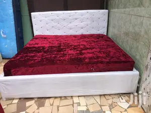 Quality Kingsize Bed With Matress ❤🖤🤍. Free Delivery