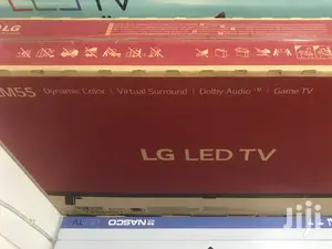 High Grade LG 32LM550 Full HD TV - 32" Black