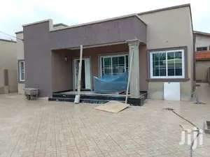3bdrm House in Bronko Housing, Accra Metropolitan for sale