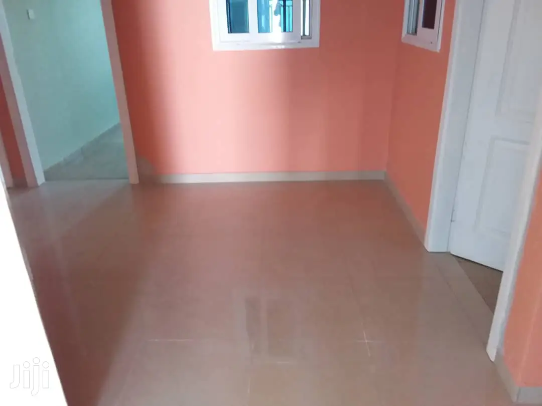 3bdrm House in Bronko Housing, Accra Metropolitan for sale