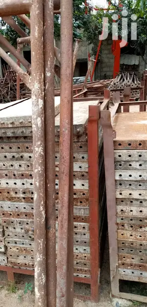 Pillar/Pillars /Formwork/Scaffold /Iron Rod/Rod