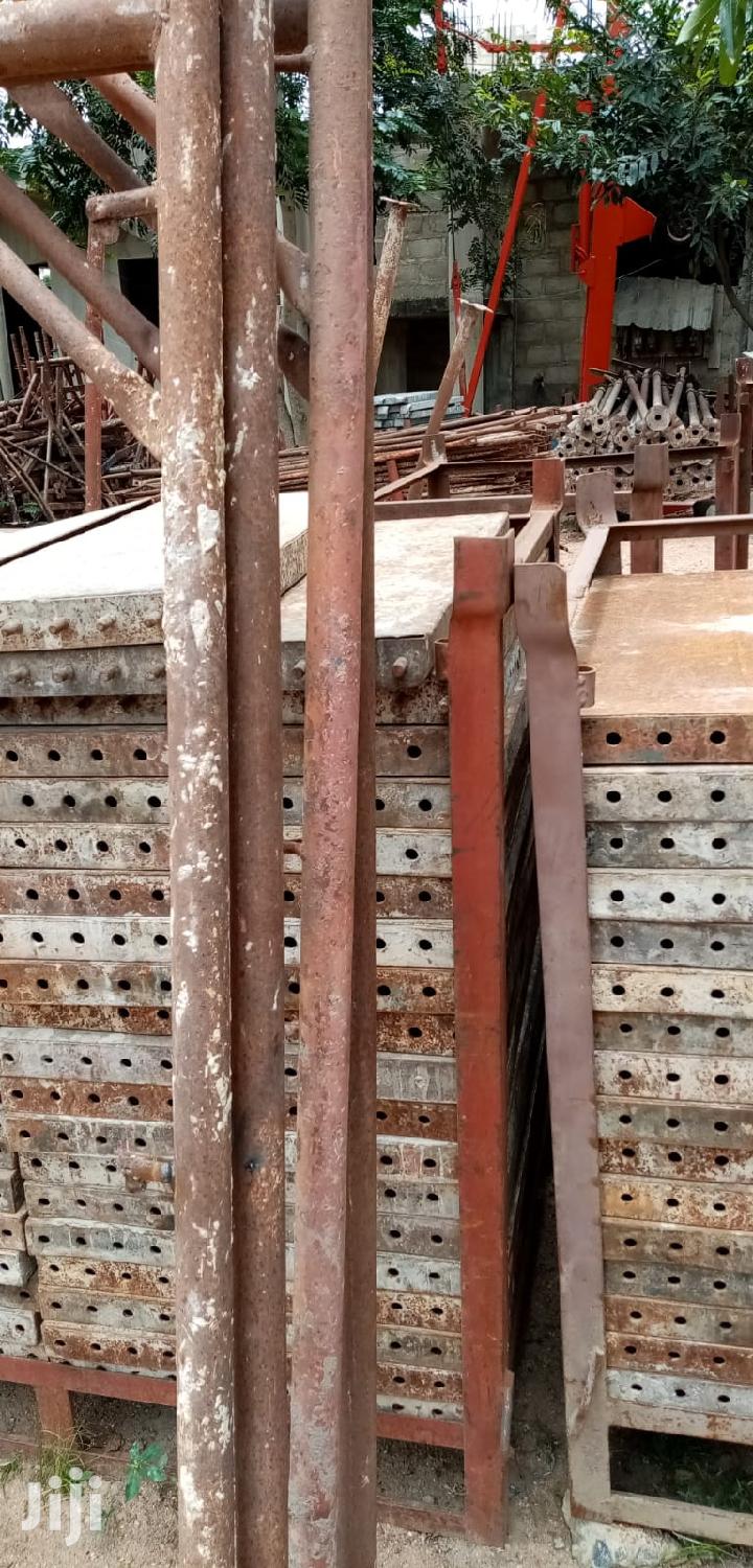 Pillar/Pillars /Formwork/Scaffold /Iron Rod/Rod in Awutu Senya East