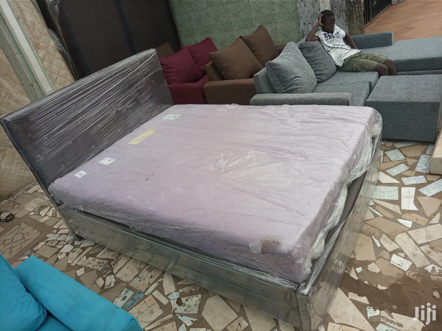 Lovely Queensize Bed With Matress . Free Delivery