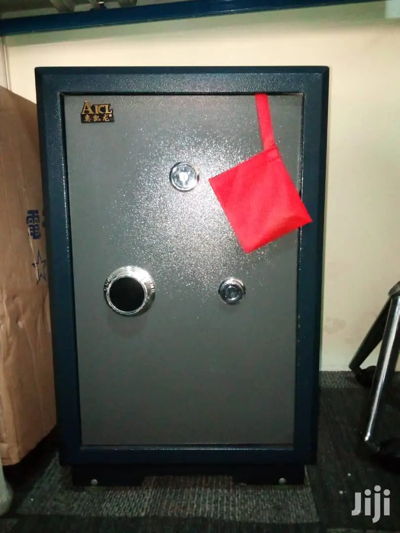 Metal Safe