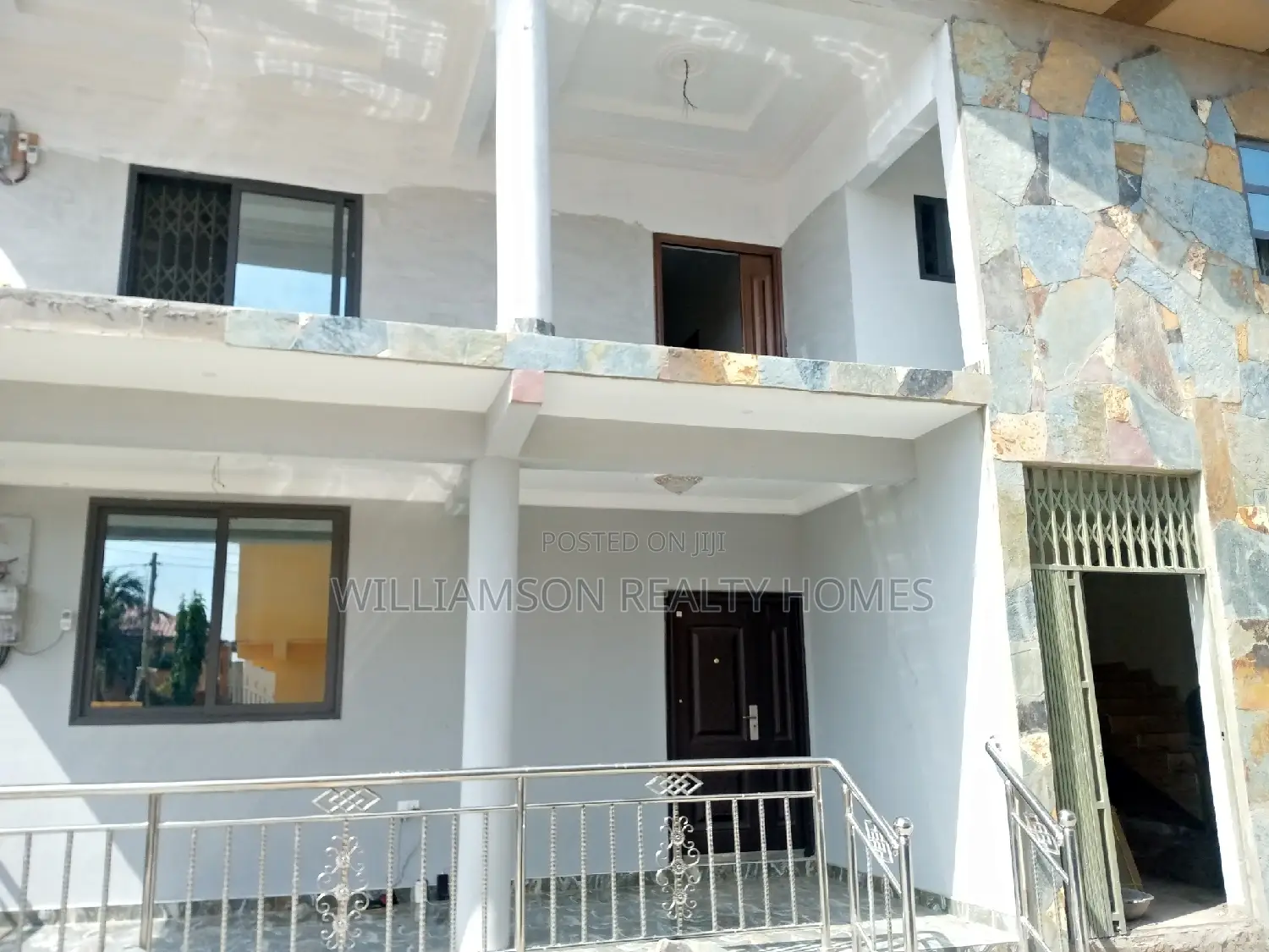 3bdrm Apartment in Hfc Estate, Spintex for rent