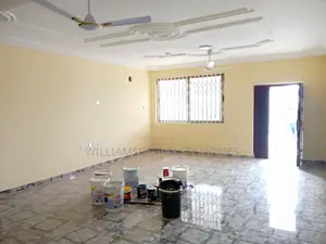 4bdrm Apartment in Community 18, Spintex for rent