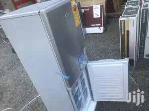 Nasco Fridge Fast Freezing147 Ltr Double Door Bottom Freezer
