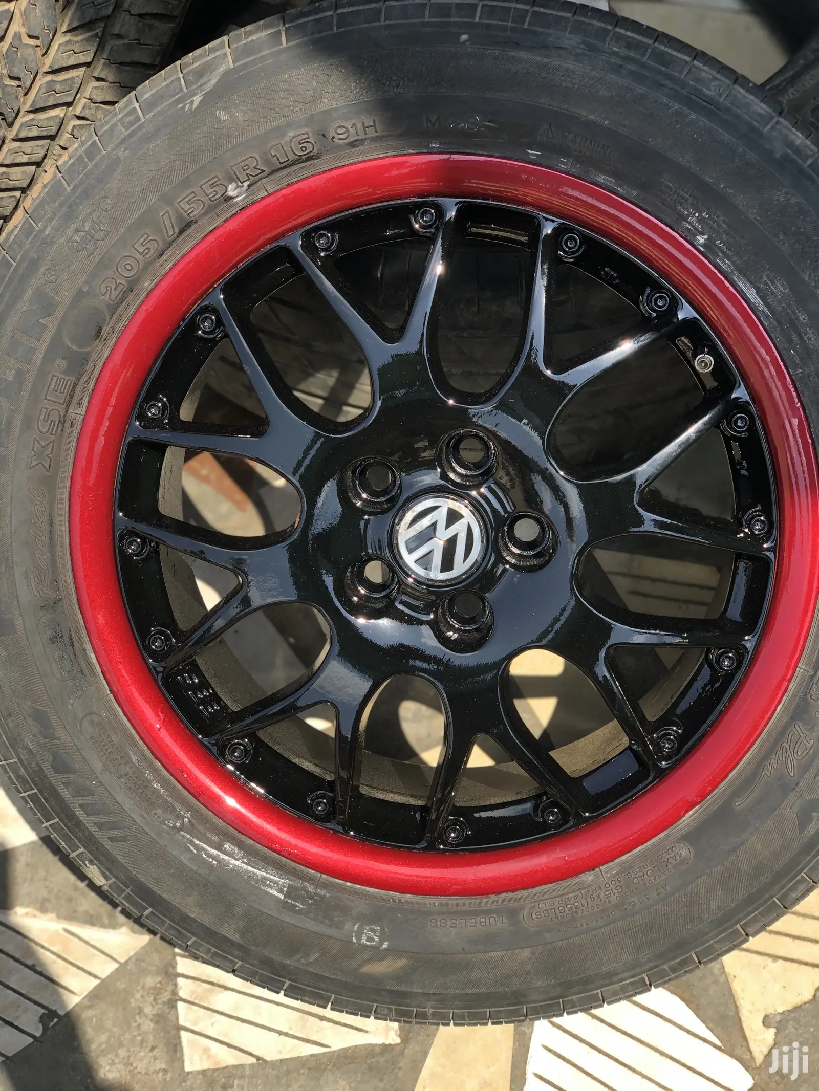 VW Jetta Rim