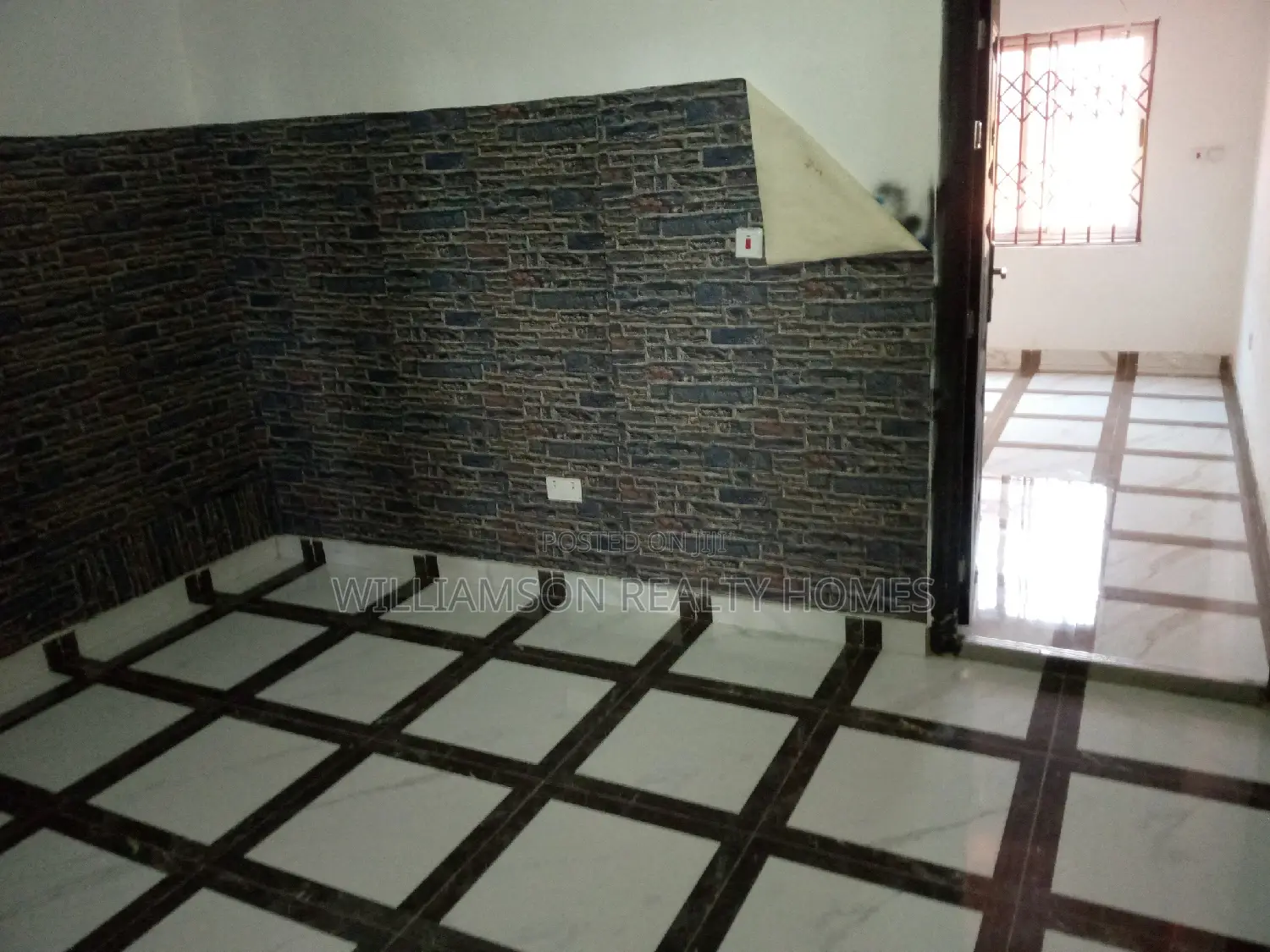 1bdrm Apartment in Community 18, Spintex for rent