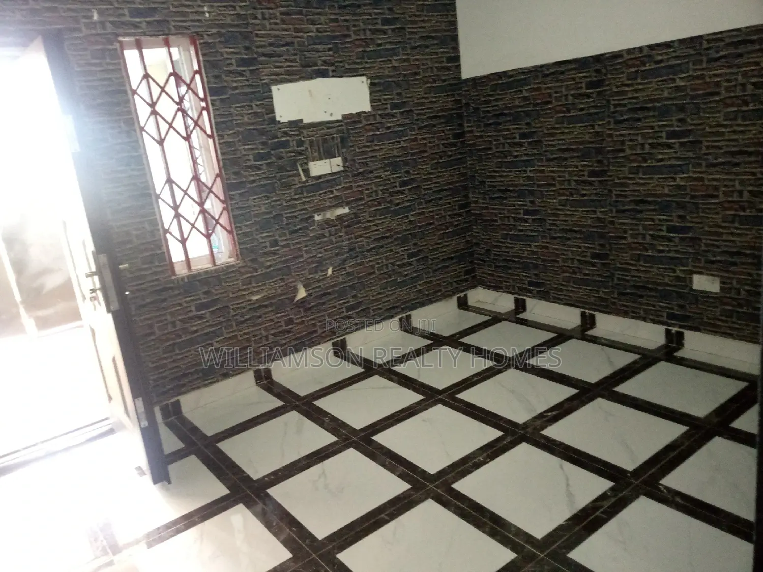 1bdrm Apartment in Community 18, Spintex for rent