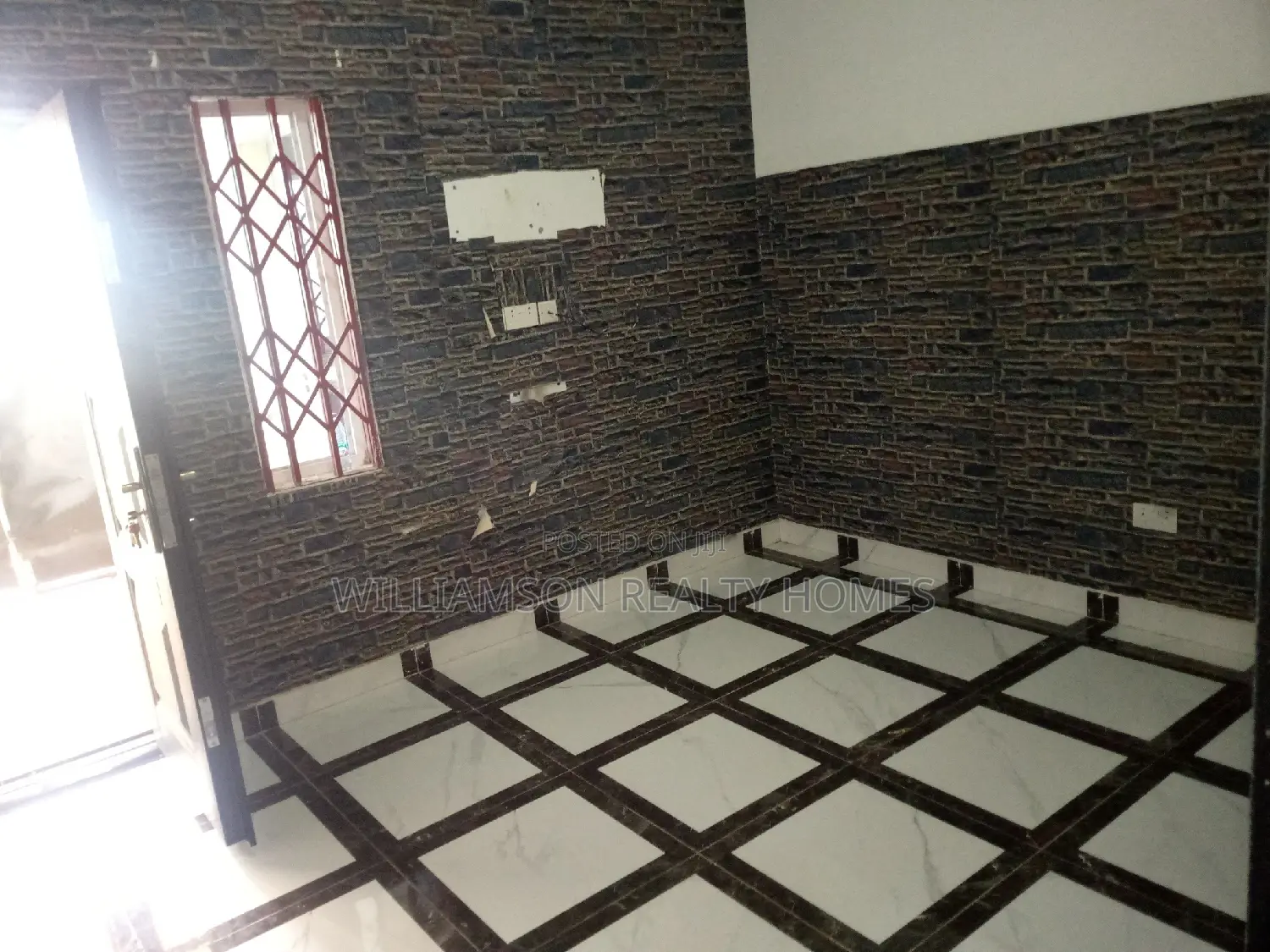 1bdrm Apartment in Community 18, Spintex for rent