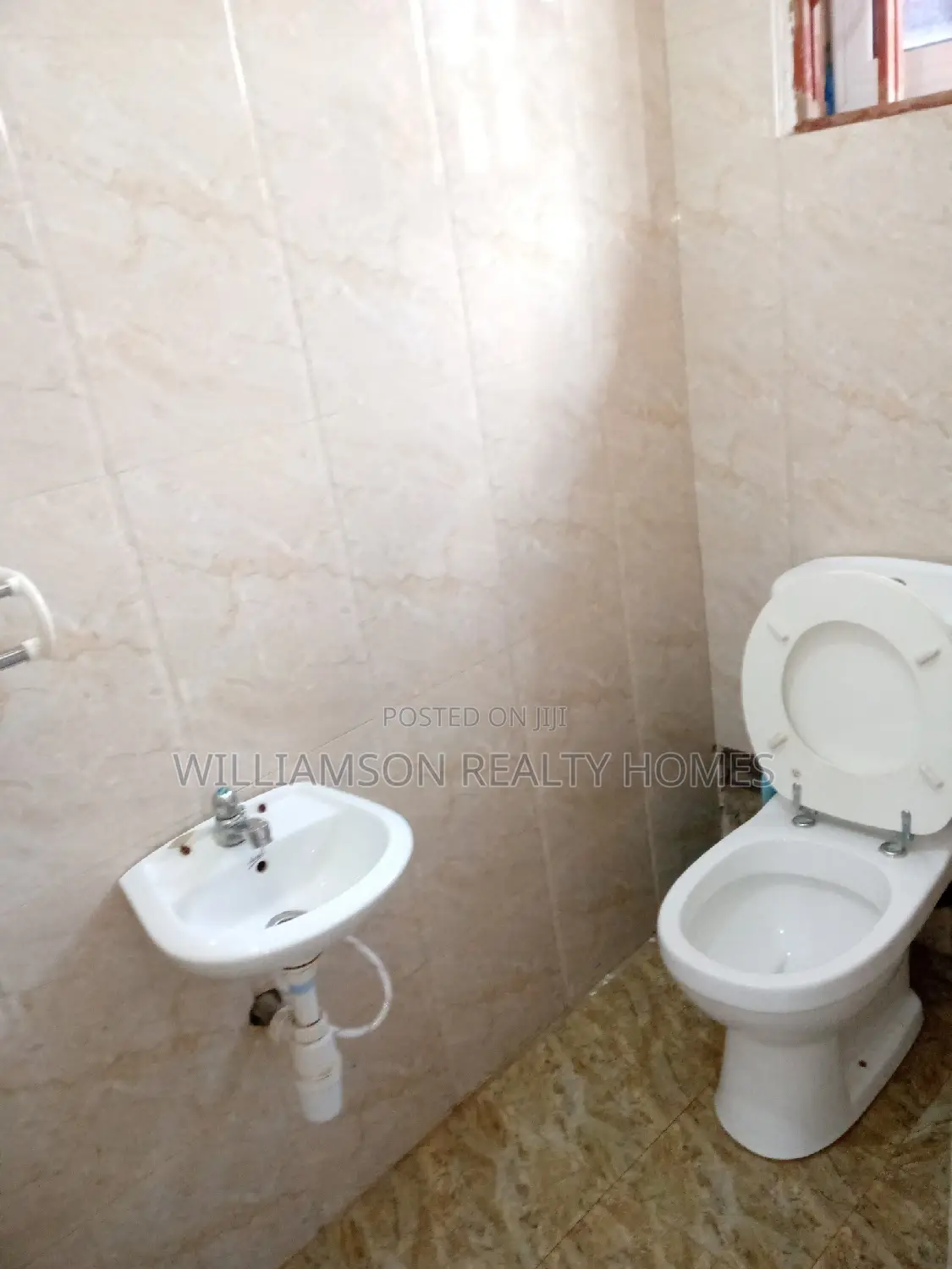 1bdrm Apartment in Community 18, Spintex for rent