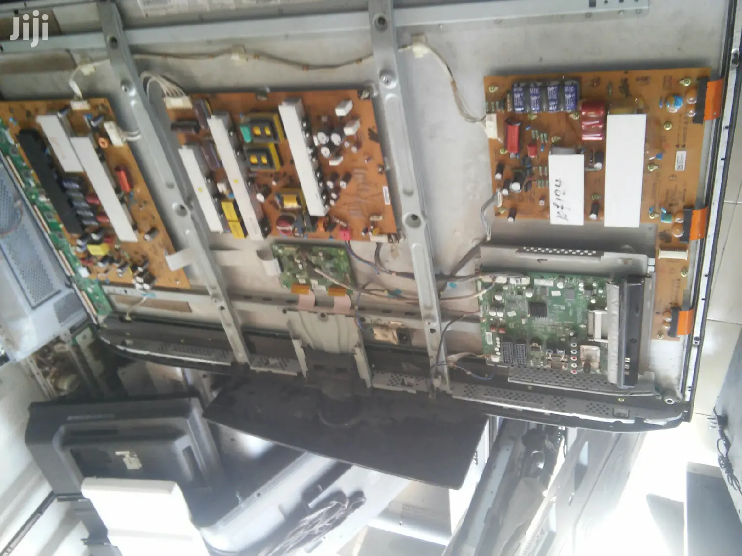 Specialist In Flat Screen TV, LED, LCD And Plasma TV..