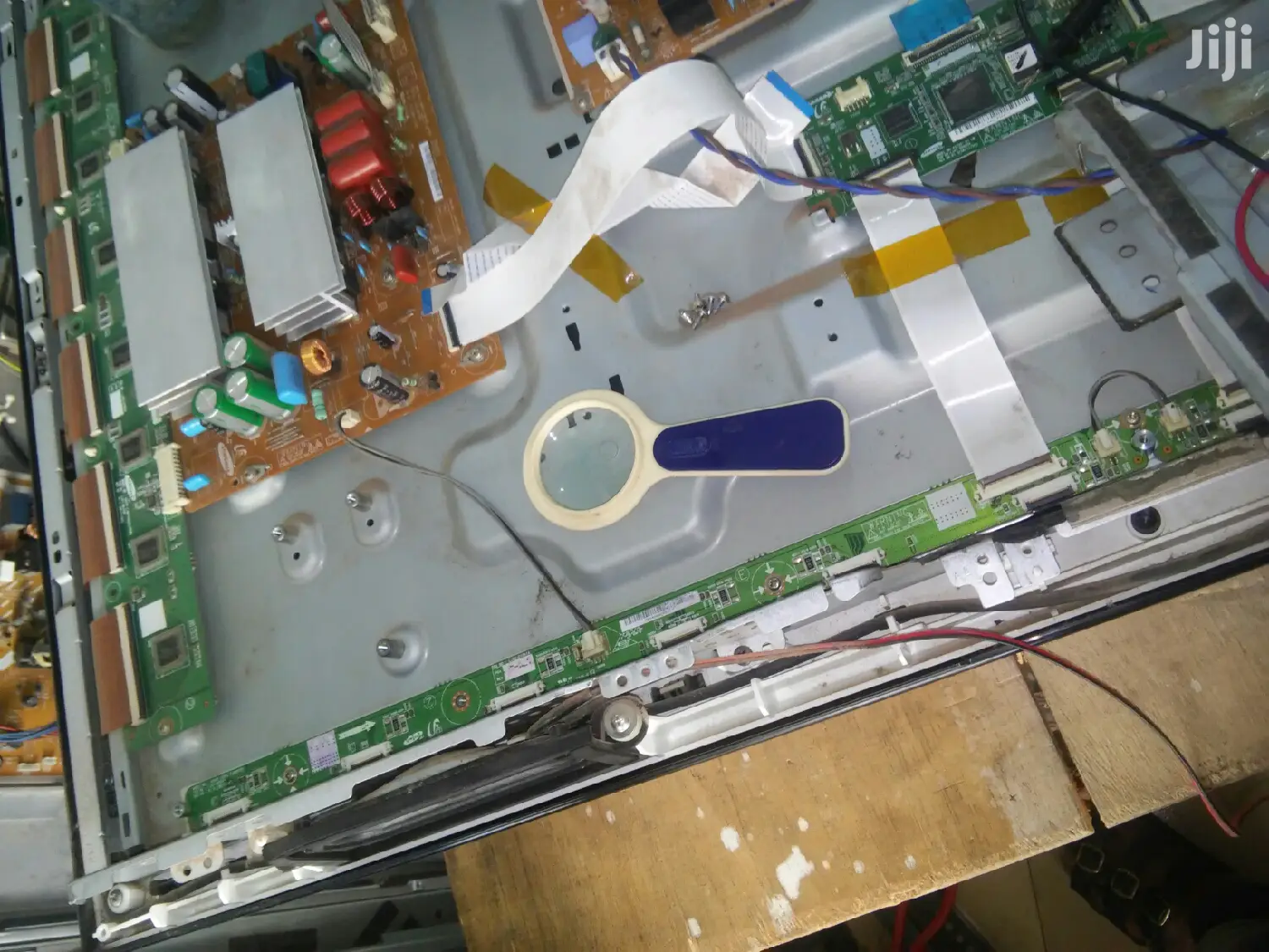 Specialist In Flat Screen TV, LED, LCD And Plasma TV..