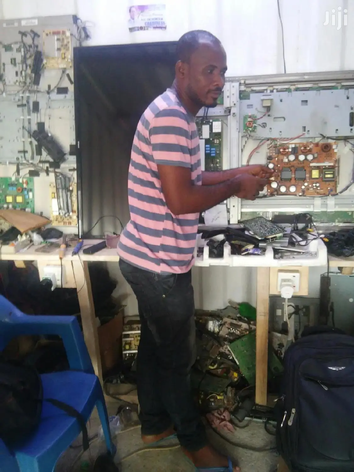 Specialist In Flat Screen TV, LED, LCD And Plasma TV..