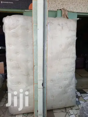 Queen-size Mattress 14inches