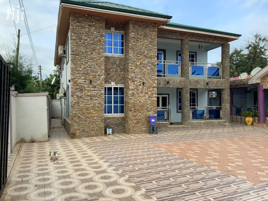 Furnished 10bdrm House in Bronko Housing, Ahanta West for rent