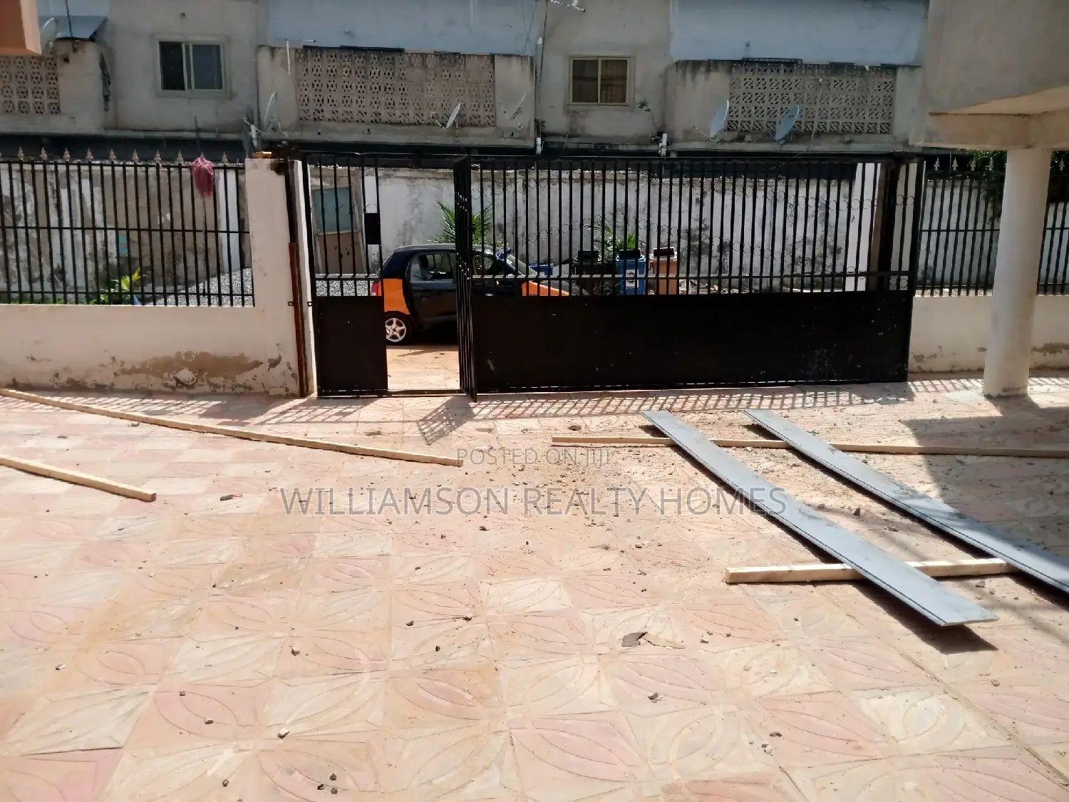 1bdrm Apartment in Community 18, Spintex for rent