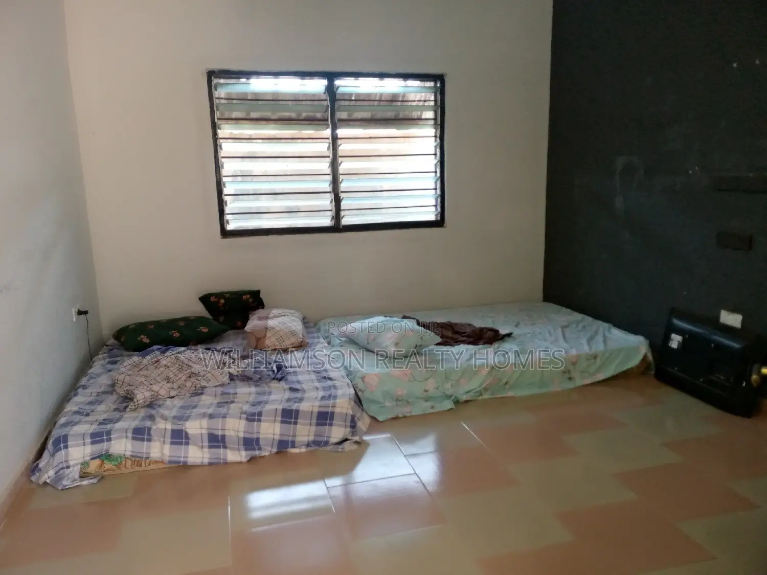 1bdrm Apartment in Community 18, Spintex for rent