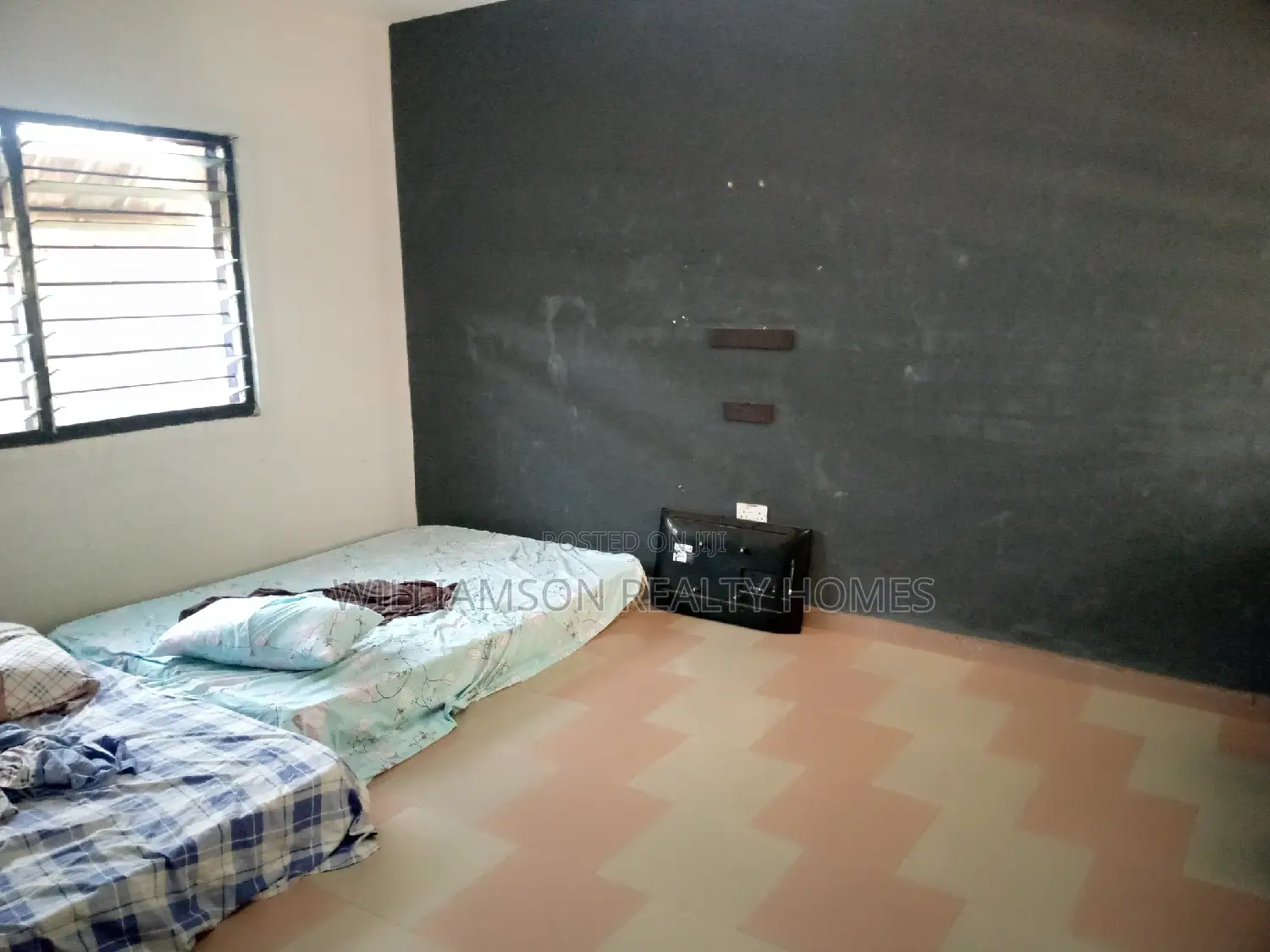 1bdrm Apartment in Community 18, Spintex for rent