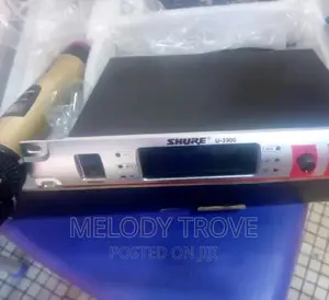 Shure U3900 Cordless Microphone