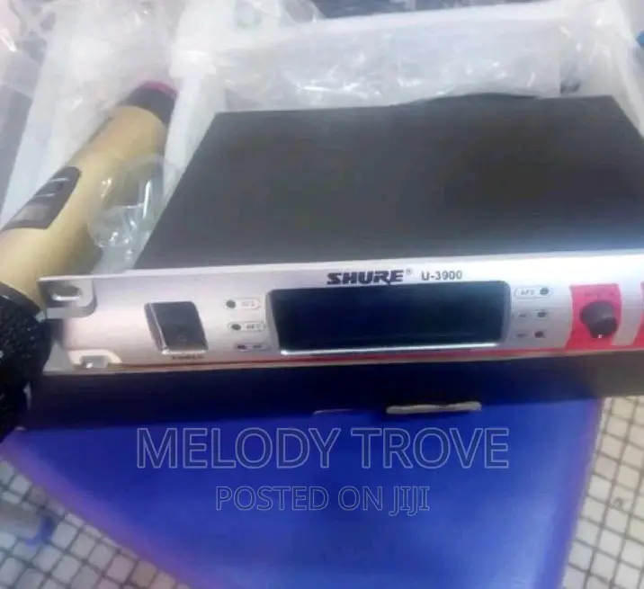 Shure U3900 Cordless Microphone