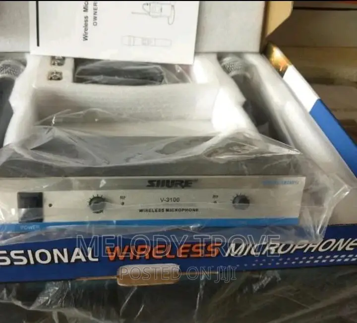 Shure Professional V-3100 Cordless Microphone