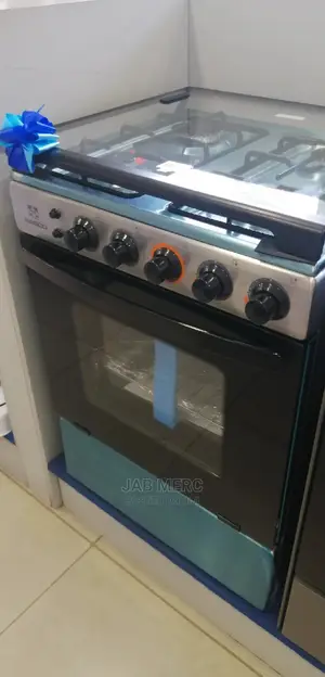 4 Burners Gas Cooker With Grill Automatic Oven Grill