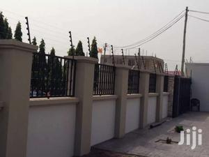 Electric Fence With Power and Alarm