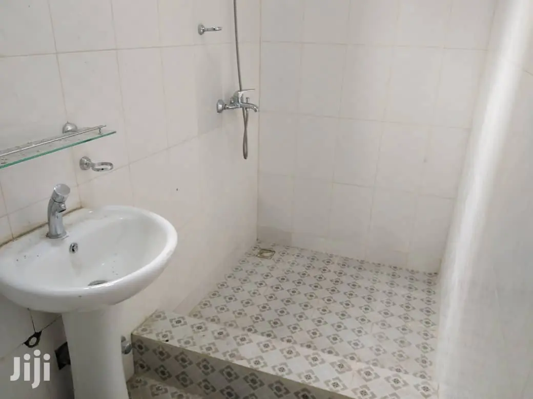 2bdrm Apartment in Ben Properties, Ga East Municipal for rent