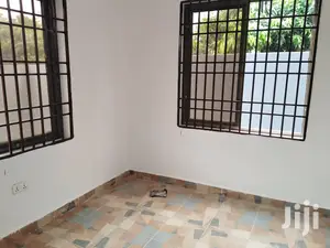 2bdrm Apartment in Ben Properties, Ga East Municipal for rent