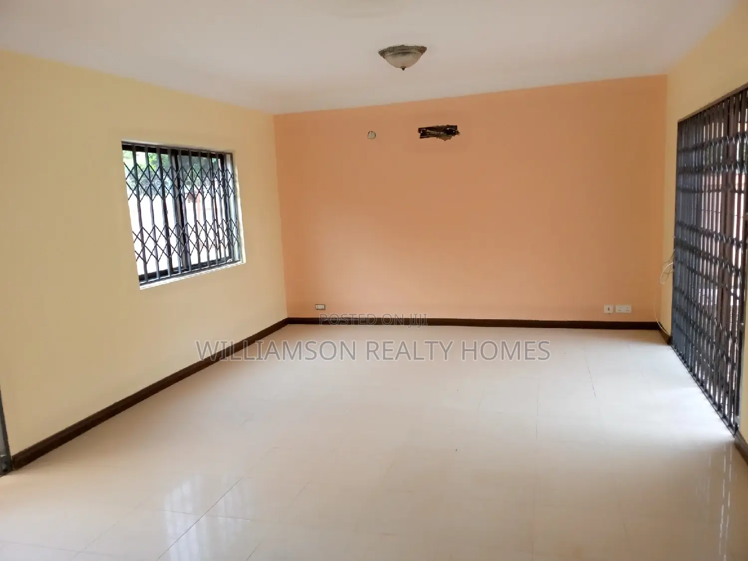 5bdrm House in Hfc Estate, Spintex for rent