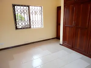 5bdrm House in Hfc Estate, Spintex for rent