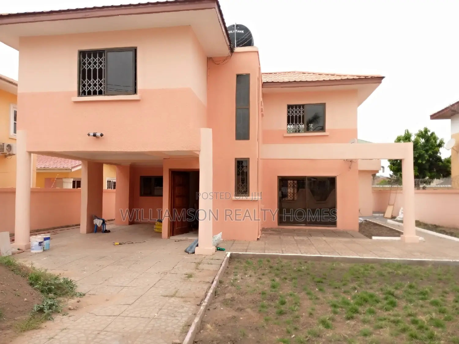 5bdrm House in Hfc Estate, Spintex for rent