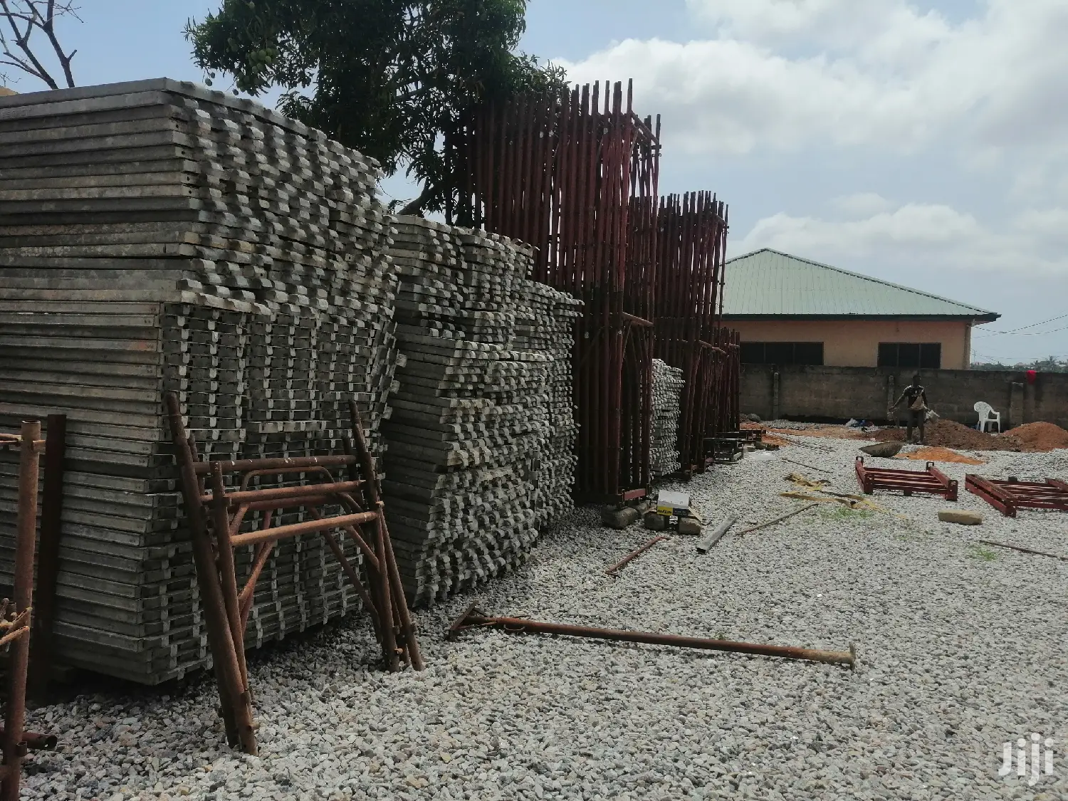 Scaffolds/Decking Materials/Props/Formwork /Plaster/Paint