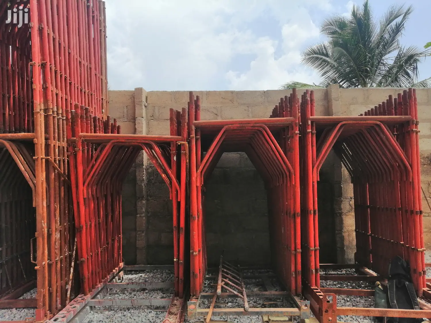 Scaffolds/Decking Materials/Props/Formwork /Plaster/Paint