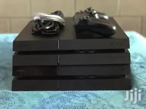 Freshly Used Playstation 4 (Ps4)