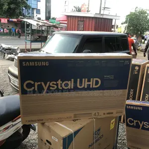 New Samsung Crystal Uhd 4K Smart Series 7 Led TV 43 Inches
