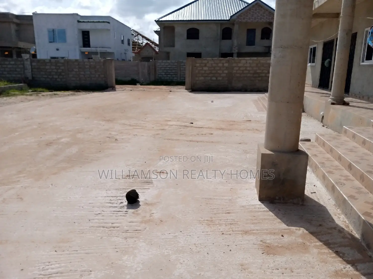 1bdrm Apartment in Community 18, Spintex for rent